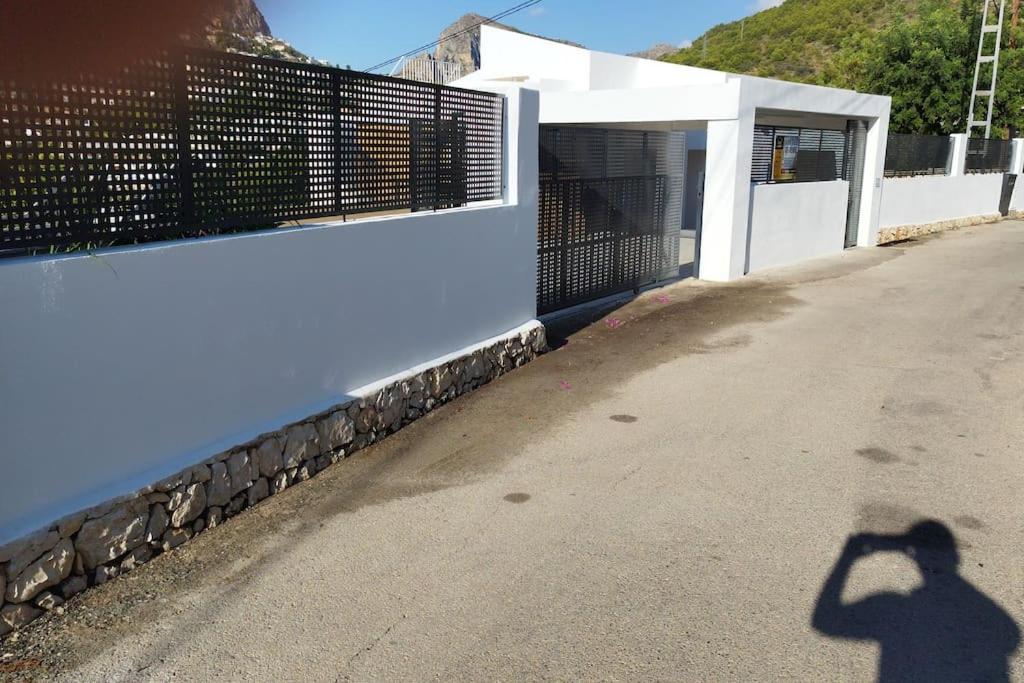 Modern Luxury Villa Paradise Calp Exterior foto